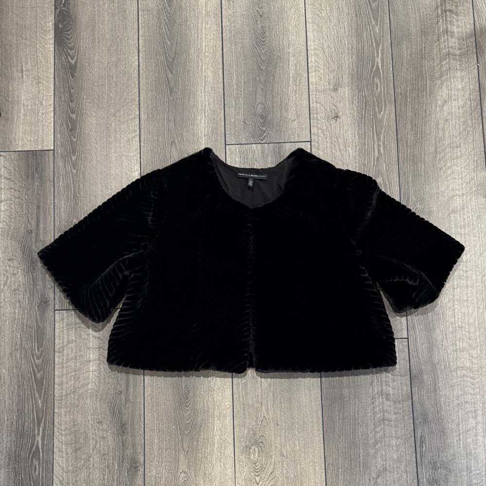 Women’s Black White House Black Market Faux Fur Cropped Topper Sz L